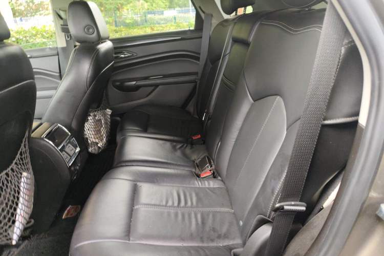 Used Cadillac SRX 2015 3.0L Comfort Version Left Rear Seat