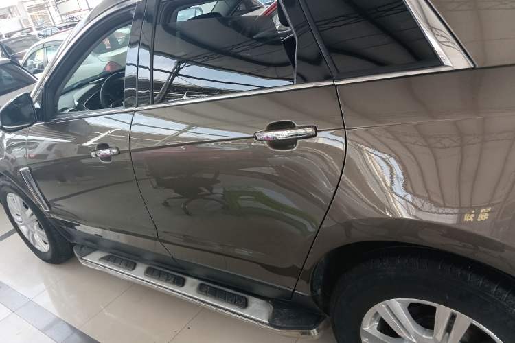 Used Cadillac SRX 2015 3.0L Comfort Version Left Side