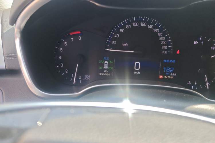 Used Cadillac SRX 2015 3.0L Comfort Version Odometer Close Up