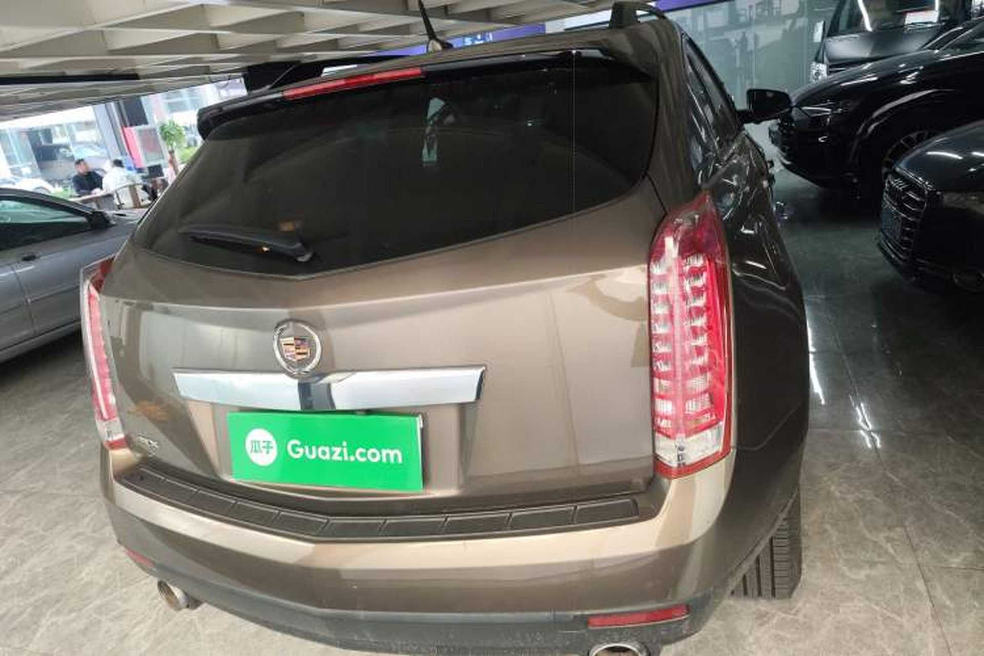 Used Cadillac SRX 2015 3.0L Comfort Version Rear