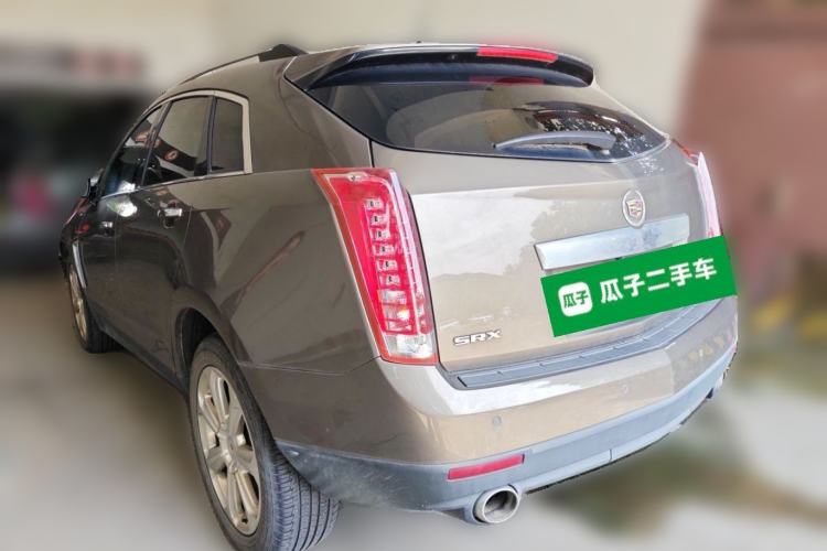 Used Cadillac SRX 2015 3.0L Flagship Model Rear Left 45 Deg