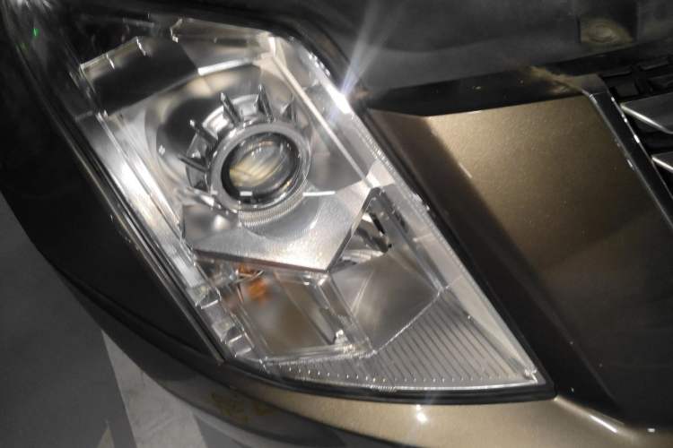 Used Cadillac SRX 2015 3.0L Elite Model Right Front Headlight