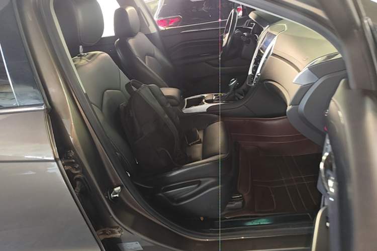 Used Cadillac SRX 2015 3.0L Comfort Version Right Front Seat