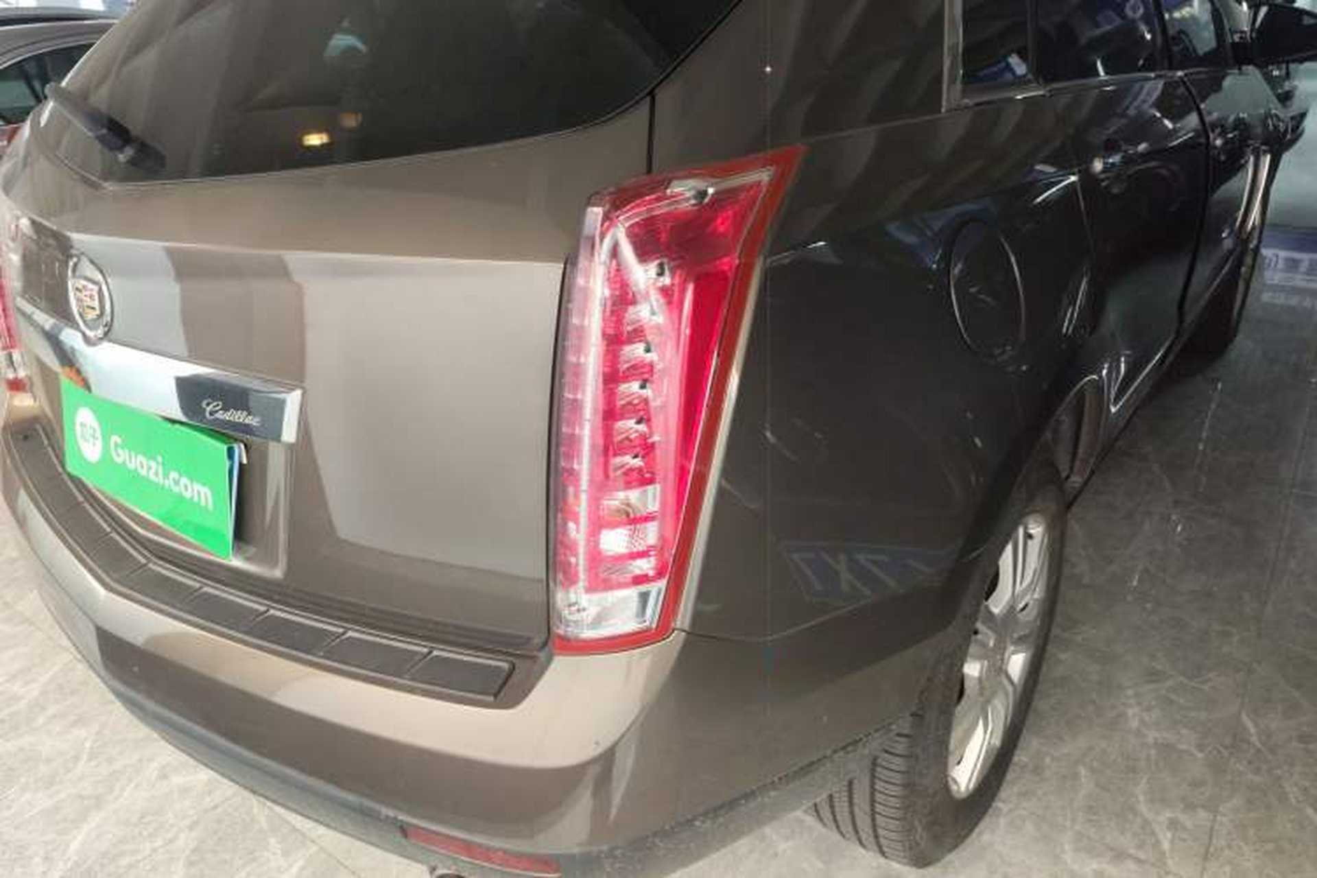 Used Cadillac SRX 2015 3.0L Comfort Version Right Rear Taillight