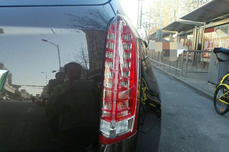 Used Cadillac SRX 2015 3.0L Elite Model Right Rear Taillight