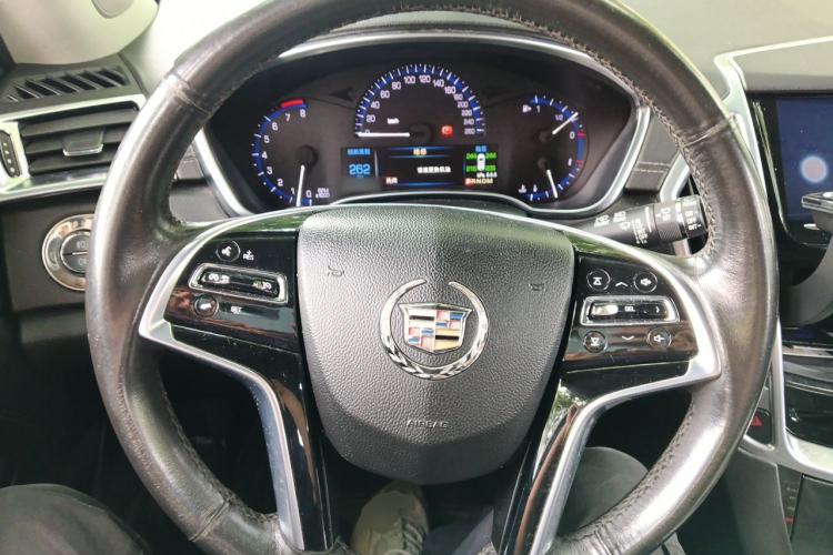 Used Cadillac SRX 2015 3.0L Comfort Version Steering Wheel