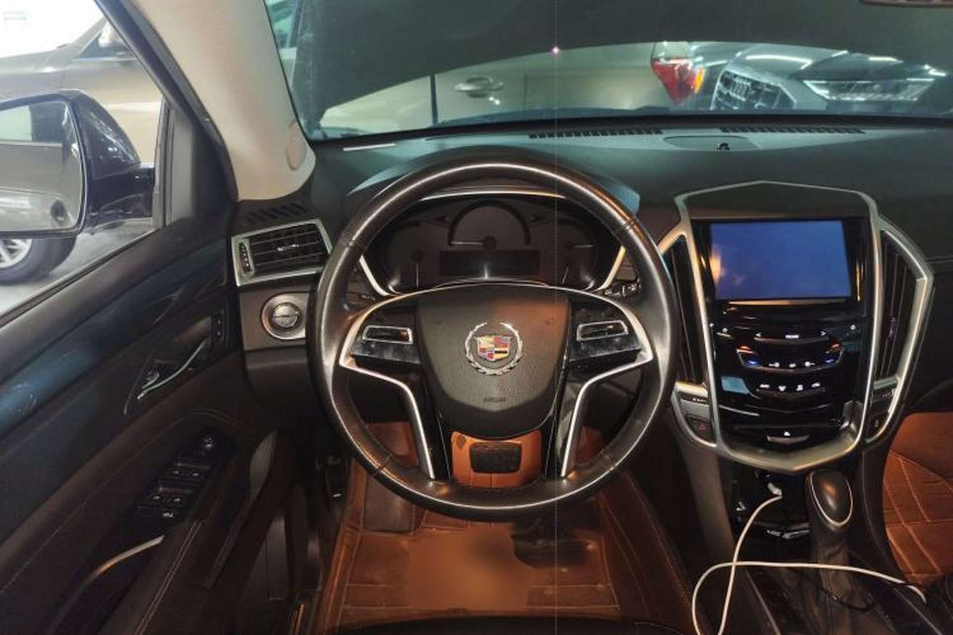 Used Cadillac SRX 2015 3.0L Comfort Version Steering Wheel