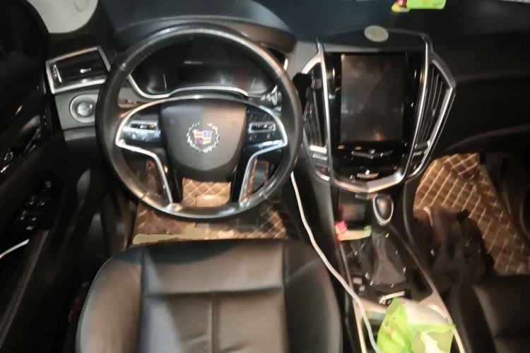 Used Cadillac SRX 2015 3.0L Comfort Version Steering Wheel