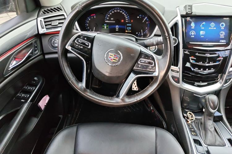 Used Cadillac SRX 2015 3.0L Comfort Version Steering Wheel