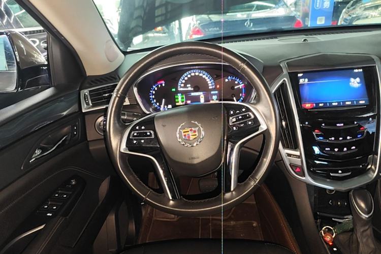 Used Cadillac SRX 2015 3.0L Comfort Version Steering Wheel