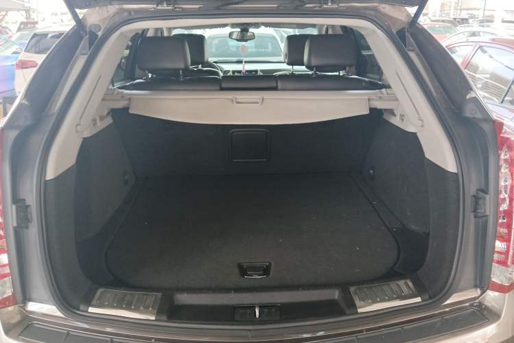 Used Cadillac SRX 2015 3.0L Comfort Version Trunk