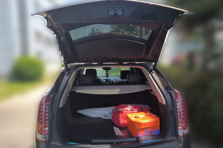 Used Cadillac SRX 2015 3.0L Elite Model Trunk