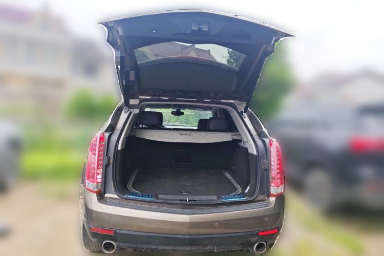 Used Cadillac SRX 2015 3.0L Elite Model Trunk