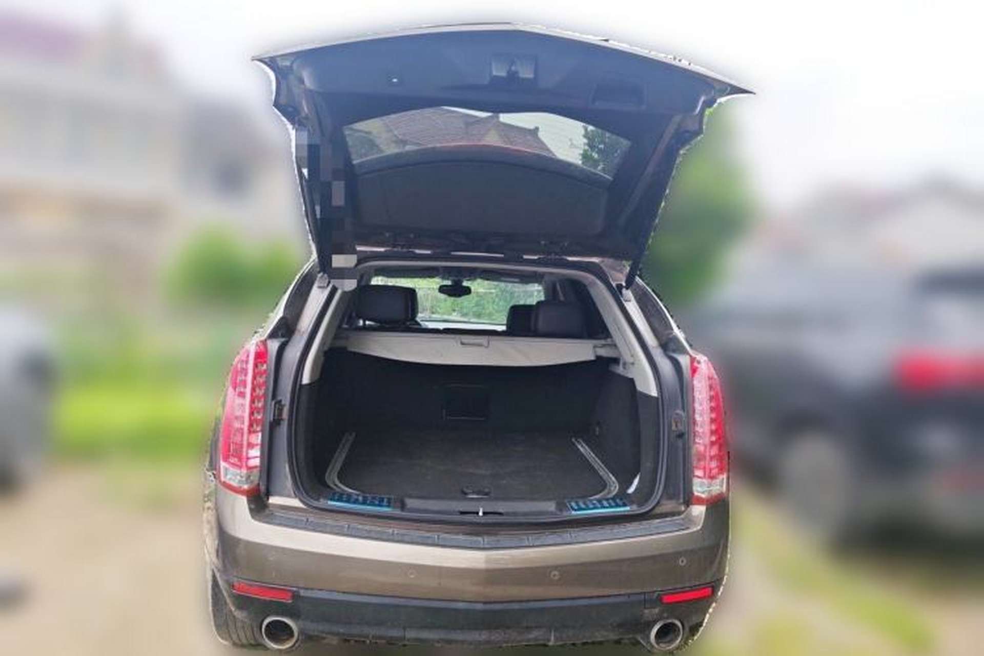 Used Cadillac SRX 2015 3.0L Elite Model Trunk