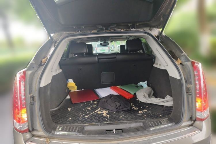 Used Cadillac SRX 2015 3.0L Comfort Version Trunk