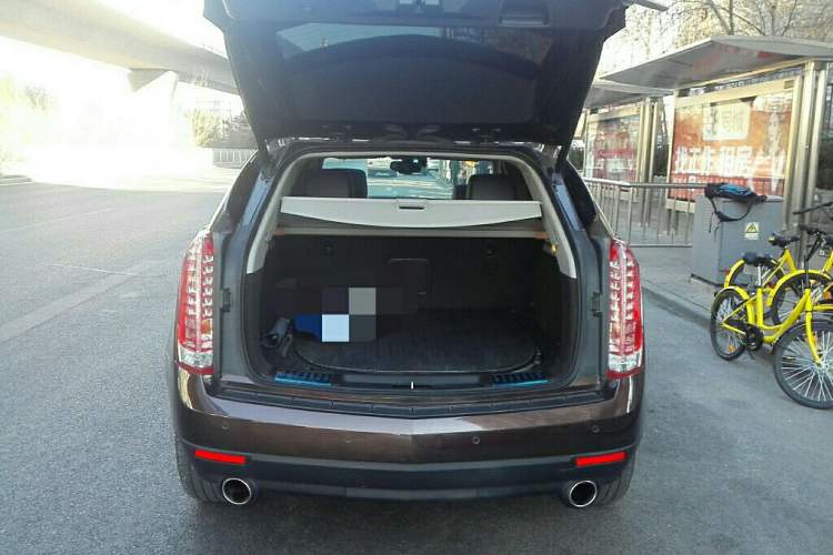 Used Cadillac SRX 2015 3.0L Elite Model Trunk