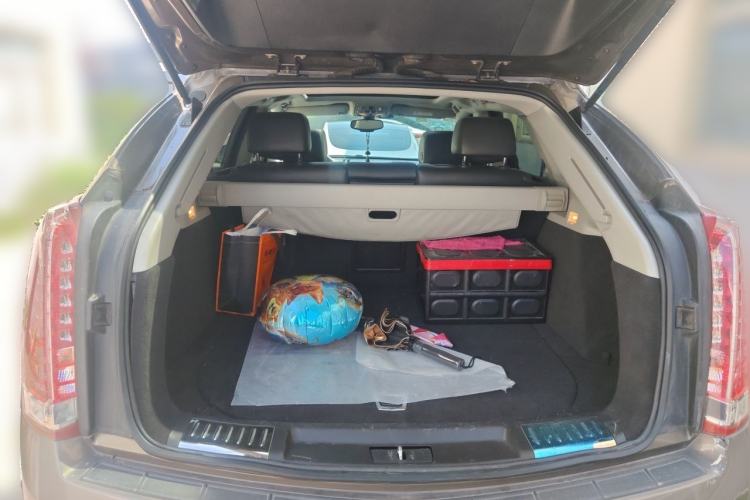 Used Cadillac SRX 2015 3.0L Comfort Version Trunk