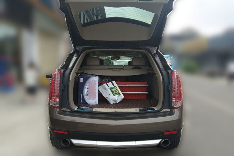 Used Cadillac SRX  Trunk
