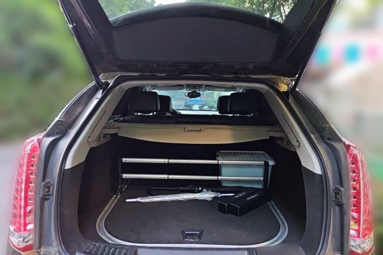 Used Cadillac SRX 2015 3.0L Elite Model Trunk