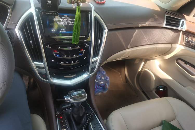 Used Cadillac SRX 2015 3.0L Elite Model Audio And AC Panel
