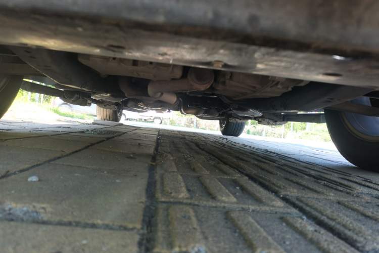 Used Cadillac SRX 2015 3.0L Comfort Version Chassis Front