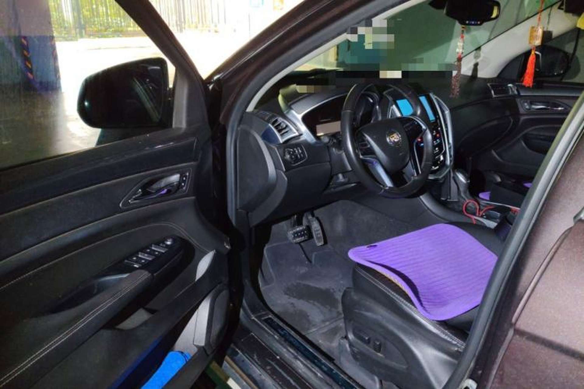 Used Cadillac SRX 2015 3.0L Comfort Version Driver Seat