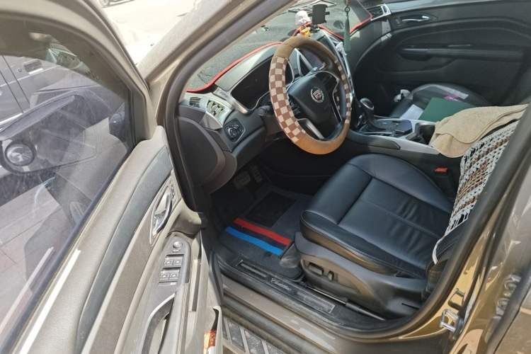 Used Cadillac SRX 2015 3.0L Comfort Version Driver Seat