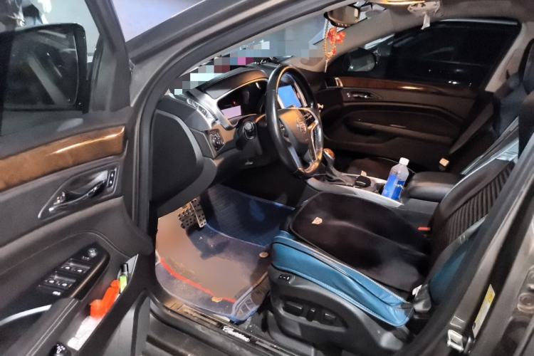 Used Cadillac SRX 2015 3.0L Elite Model Driver Seat