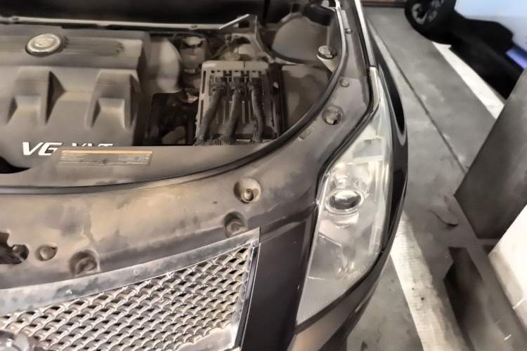 Used Cadillac SRX 2015 3.0L Elite Model Engine Bay Left