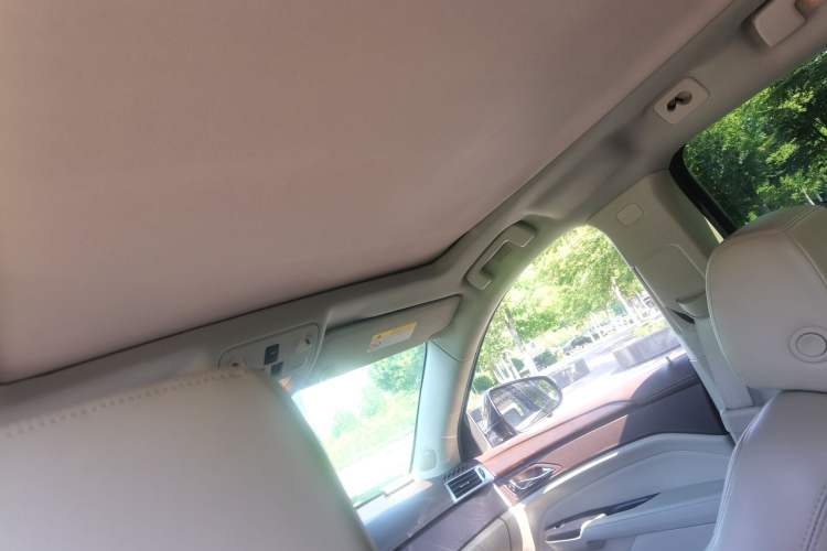 Used Cadillac SRX 2015 3.0L Elite Model Headliner