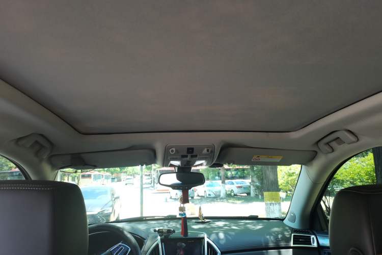 Used Cadillac SRX 2015 3.0L Comfort Version Headliner