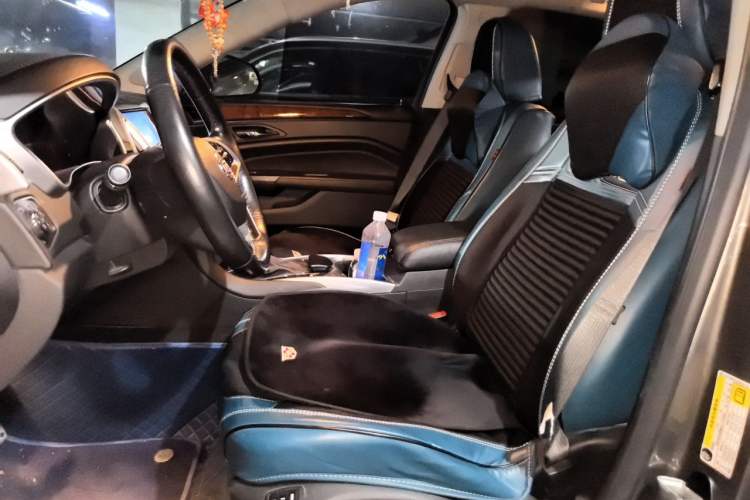 Used Cadillac SRX 2015 3.0L Elite Model Left Front Seat