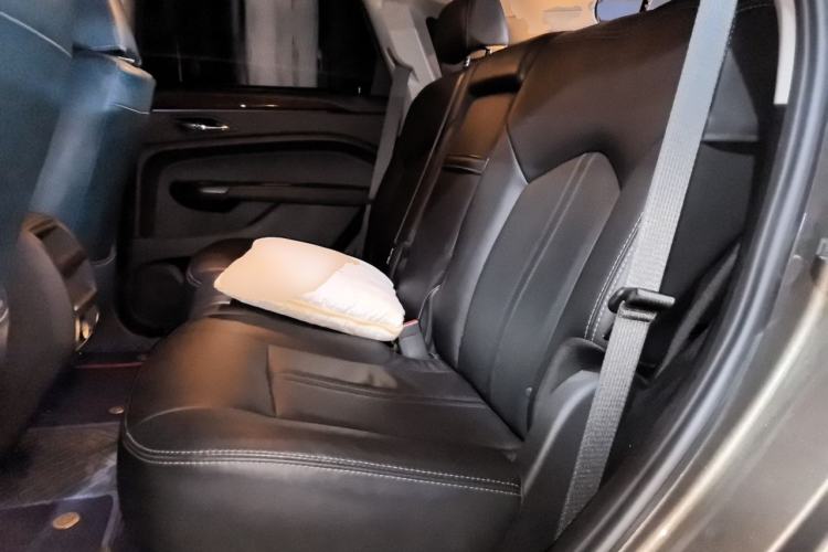 Used Cadillac SRX 2015 3.0L Elite Model Left Rear Seat