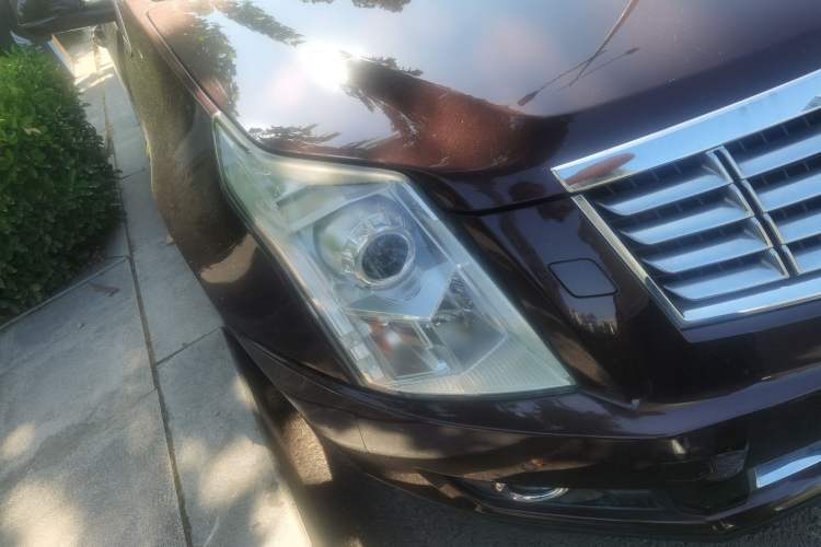 Used Cadillac SRX 2015 3.0L Elite Model Right Front Headlight
