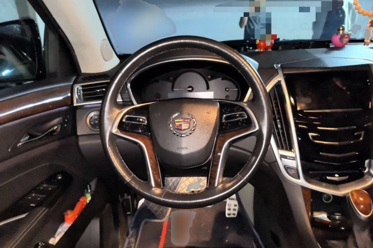 Used Cadillac SRX 2015 3.0L Elite Model Steering Wheel