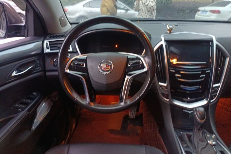 Used Cadillac SRX 2015 3.0L Comfort Version Steering Wheel