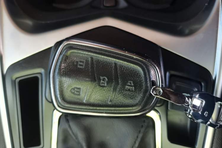 Used Cadillac SRX 2015 3.0L Comfort Version Vehicle Key