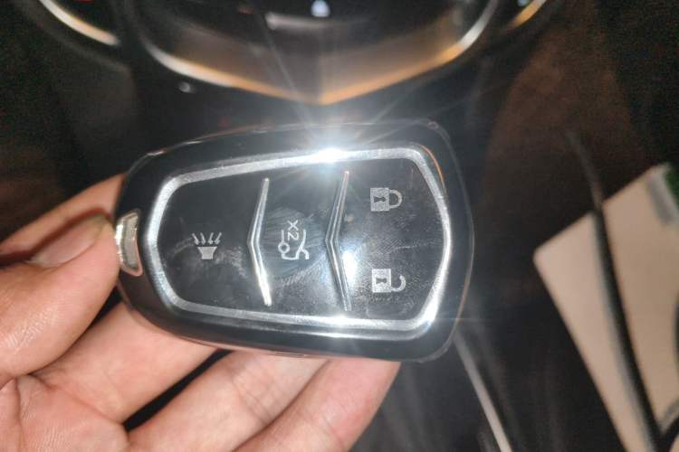 Used Cadillac SRX 2015 3.0L Comfort Version Vehicle Key
