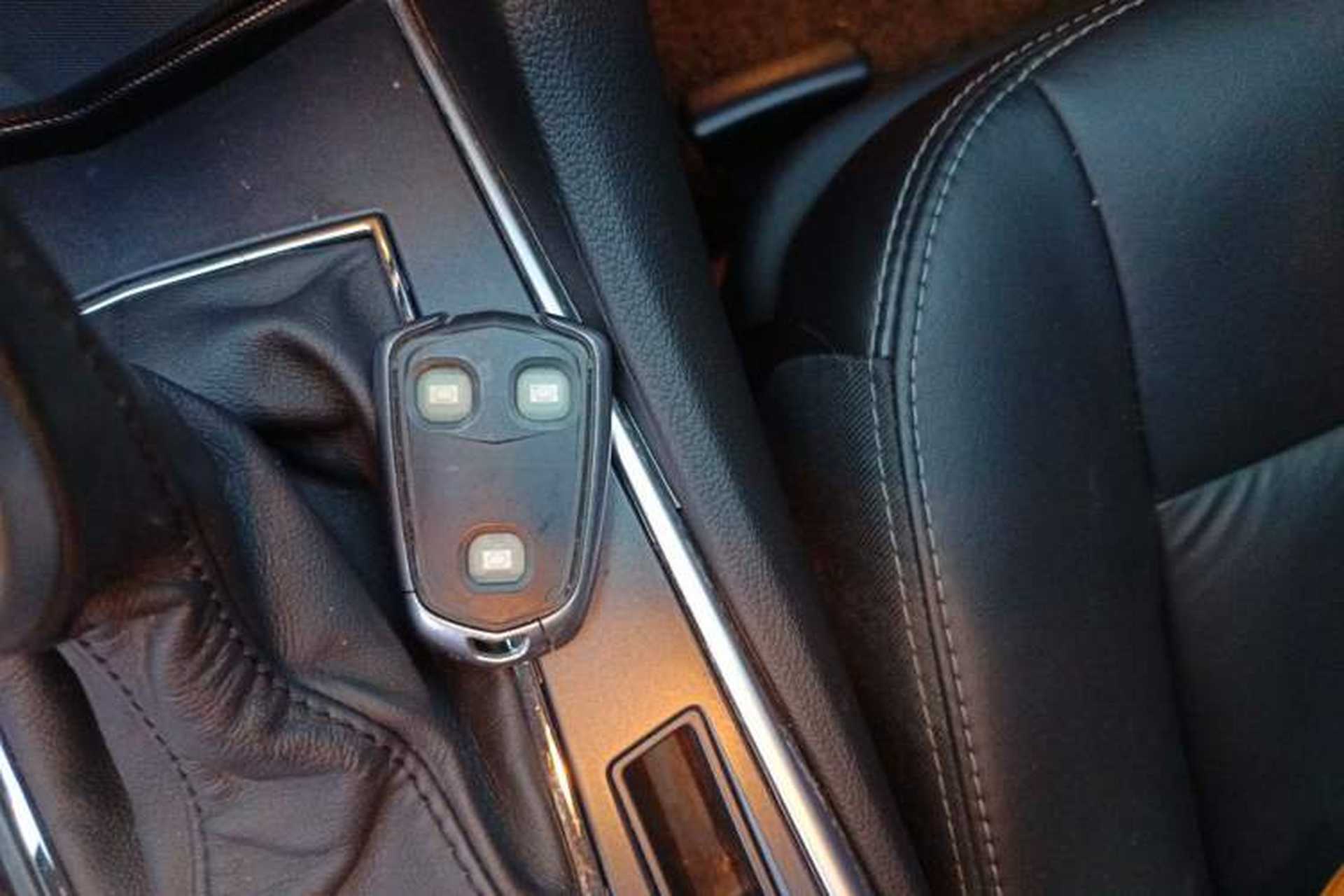 Used Cadillac SRX 2015 3.0L Comfort Version Vehicle Key