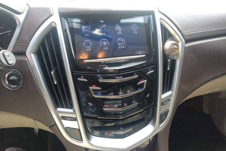 Used Cadillac SRX 2015 3.0L Elite Model Audio And AC Panel