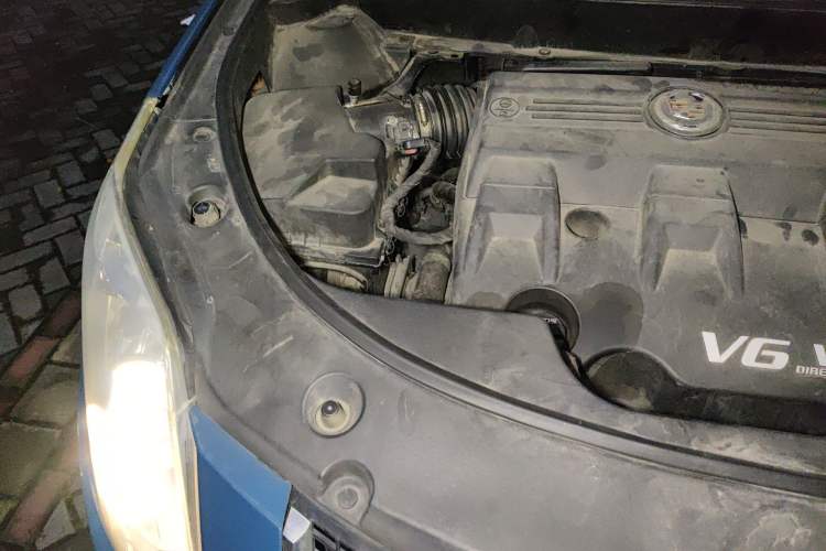 Used Cadillac SRX 2015 3.0L Elite Model Engine Bay Right