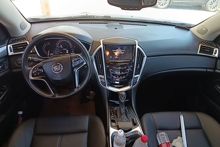 Used Cadillac SRX 2015 3.0L Comfort Version Center Console