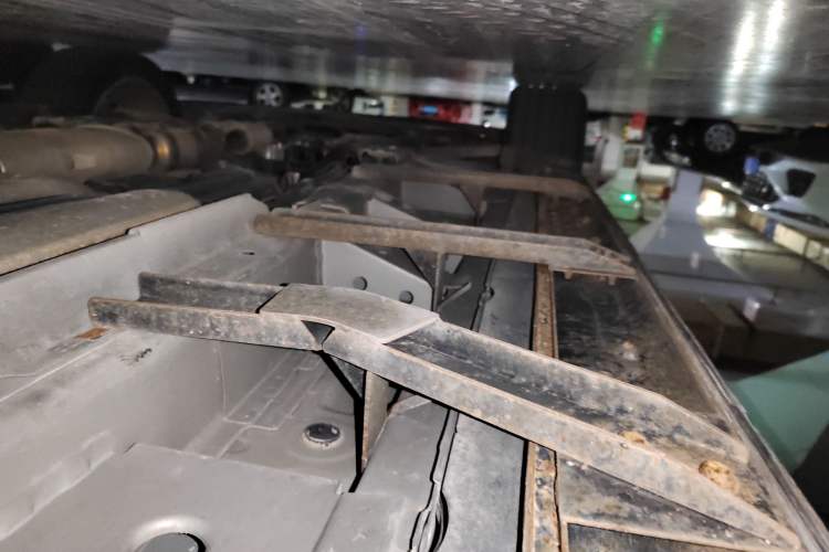 Used Cadillac SRX 2015 3.0L Elite Model Chassis Rear Left