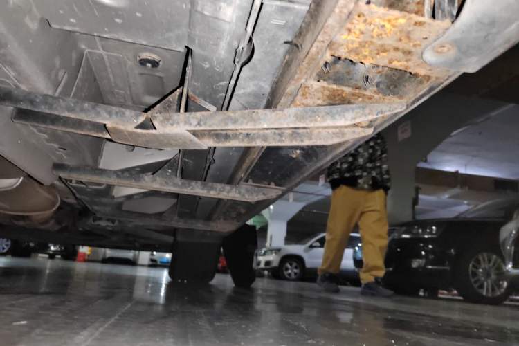 Used Cadillac SRX 2015 3.0L Elite Model Chassis Rear Right