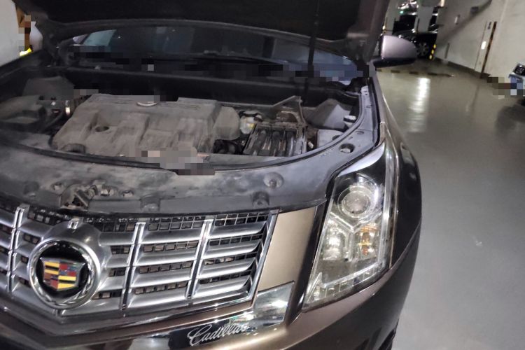 Used Cadillac SRX 2015 3.0L Elite Model Engine Bay Left