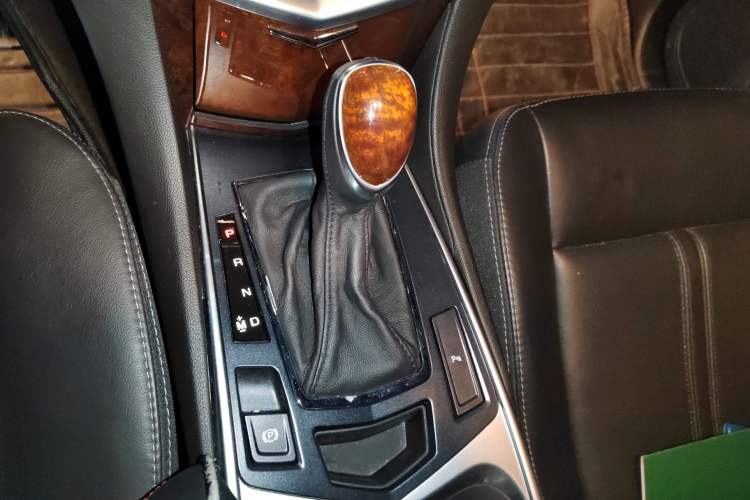 Used Cadillac SRX 2015 3.0L Elite Model Gear Lever