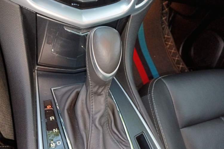Used Cadillac SRX 2015 3.0L Comfort Version Gear Lever