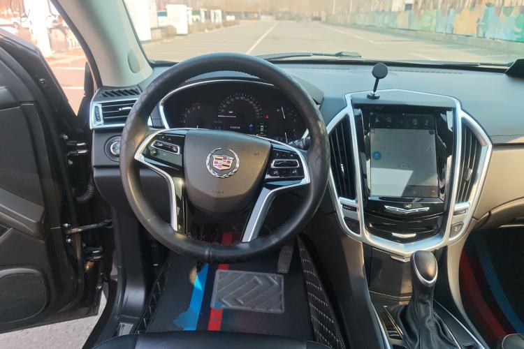 Used Cadillac SRX 2015 3.0L Comfort Version Steering Wheel