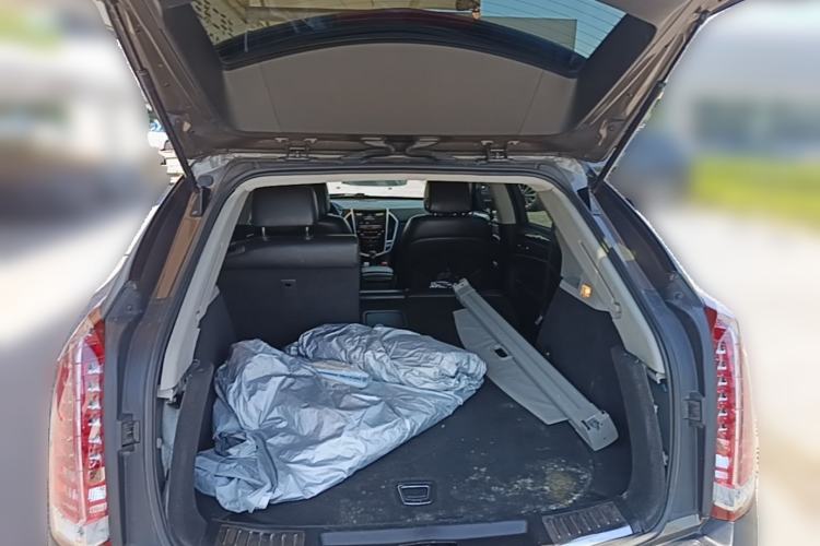 Used Cadillac SRX 2015 3.0L Comfort Version Trunk