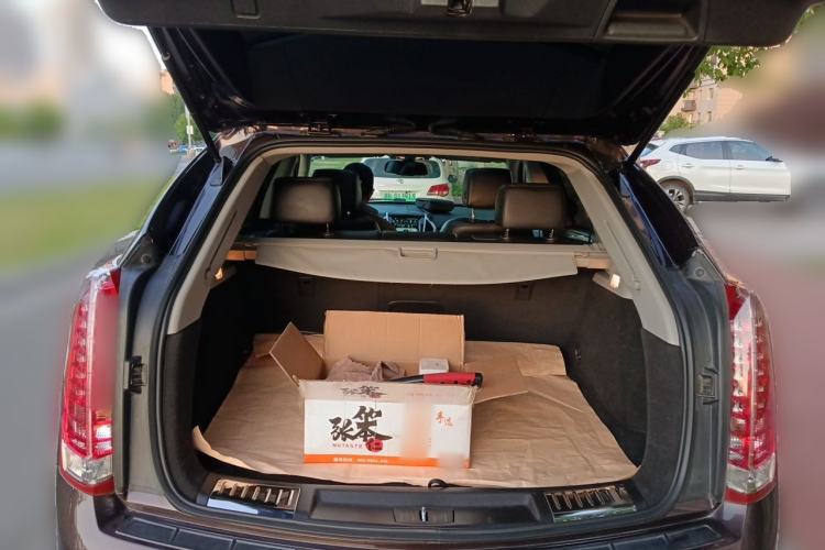 Used Cadillac SRX 2015 3.0L Comfort Version Trunk